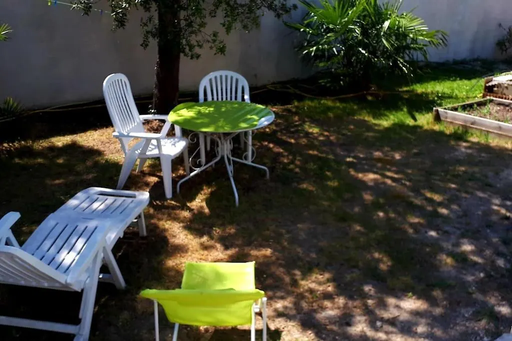 Nice Flat With Jacuzzi And Garden Velleron Holiday home